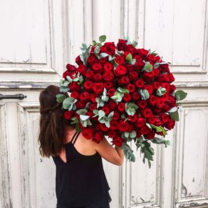 Bouquet Roses rouges livraison Le Mans et france