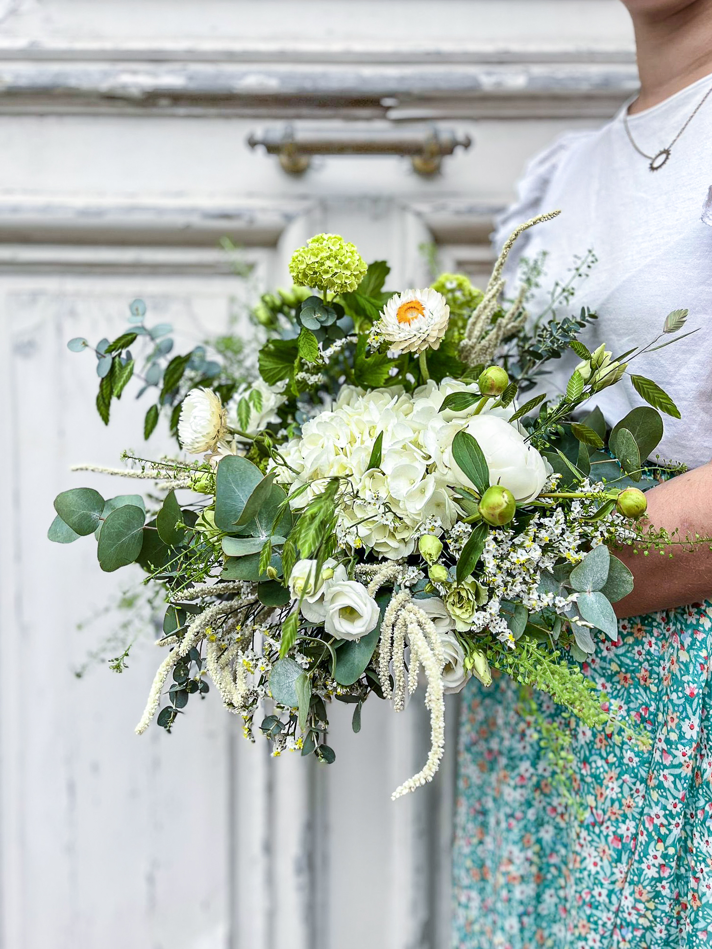 Bouquet de fleurs fraîches - Atelier Armelle Alleton, fleuriste au Mansremerciements Livraison Le Mans gratuite et envoi en France Chronopost