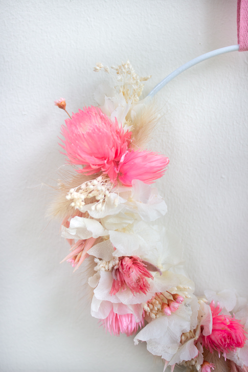 Couronne de fleurs séchées Couronne de fleurs séchées