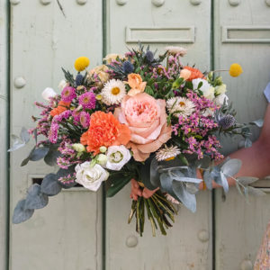 Bouquet de fleurs fraîches - Atelier Armelle Alleton, fleuriste au Mansremerciements Livraison Le Mans gratuite et envoi en France Chronopost