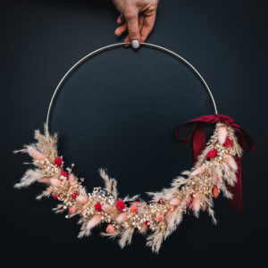 Couronne de fleurs séchées